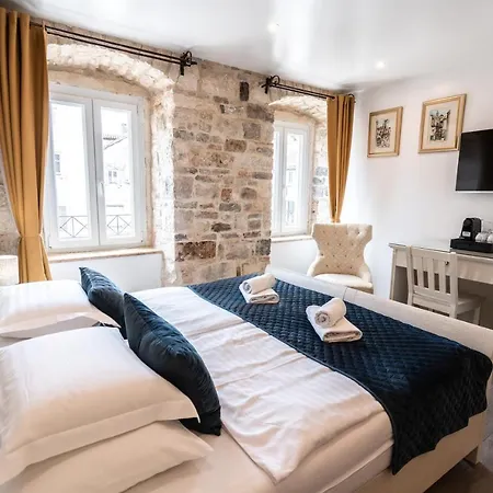 Guest house Luxury Lucija And Luka 4*