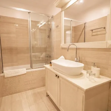 Guest house Luxury Lucija And Luka 4*
