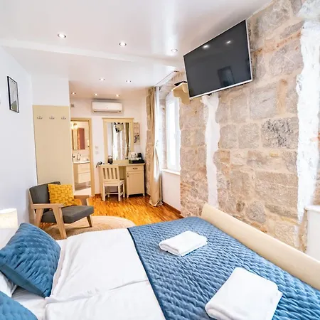Guest house Luxury Lucija And Luka 4*