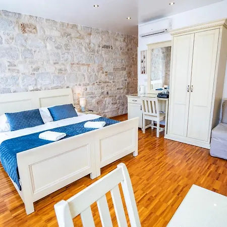 Luxury Lucija And Luka Guest house 4*