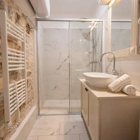 Guest house Luxury Lucija And Luka 4*