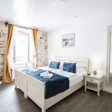 Pensionat Luxury Lucija And Luka 4*