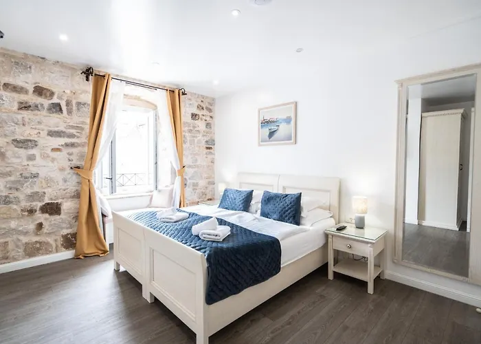 招待所 露西亚与卢卡豪华酒店 4*