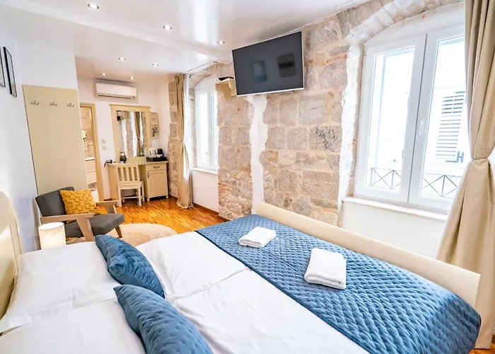 招待所 露西亚与卢卡豪华酒店