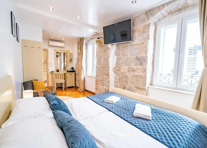 招待所 露西亚与卢卡豪华酒店 斯普利特