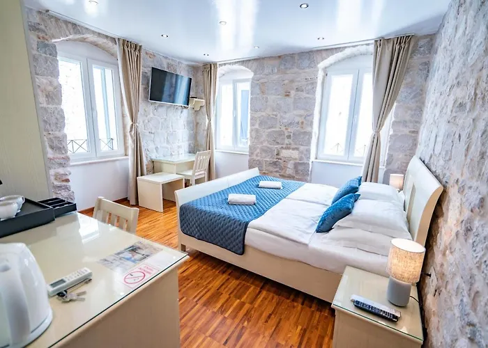 招待所 露西亚与卢卡豪华酒店 4*