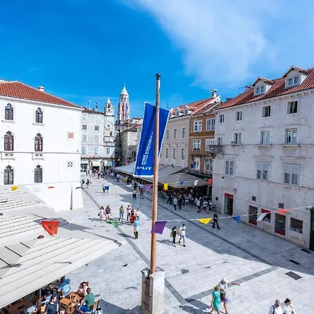 Luxury Lucija And Luka